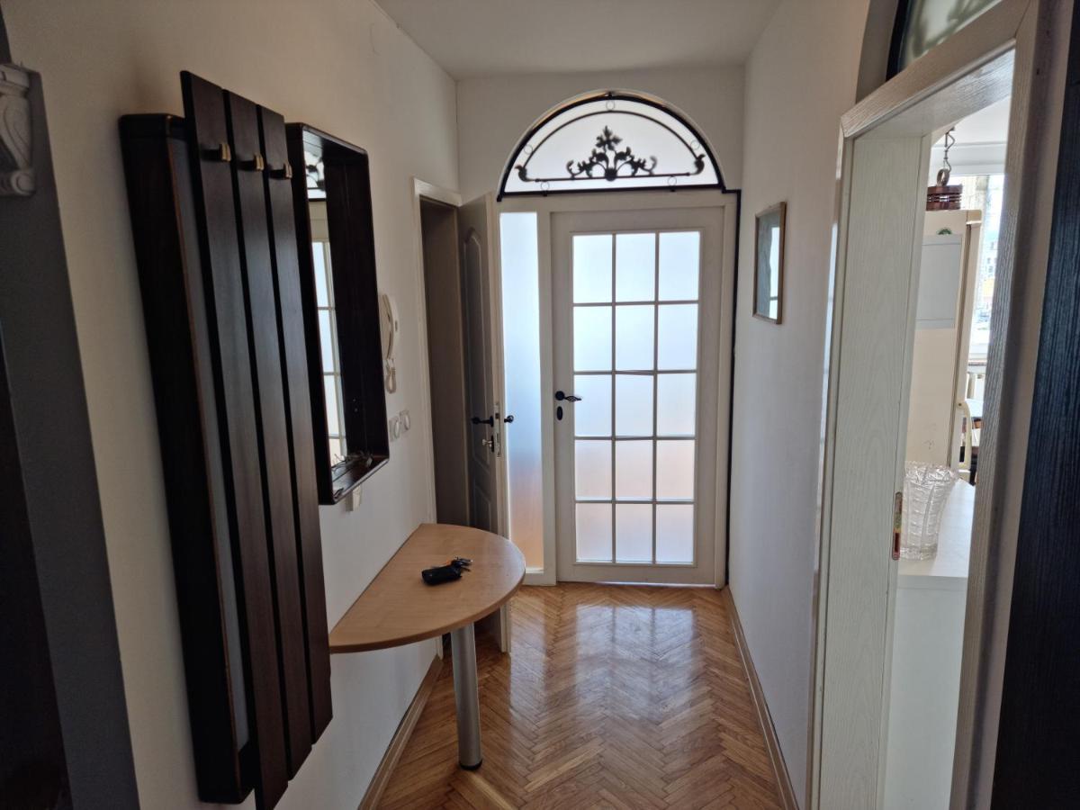 Risto Apartment Skopje Bagian luar foto