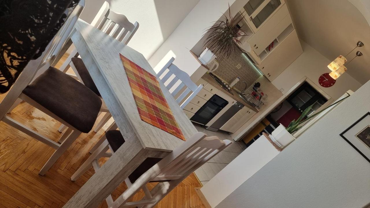 Risto Apartment Skopje Bagian luar foto